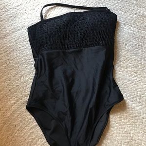 Simple, black ONE PIECE